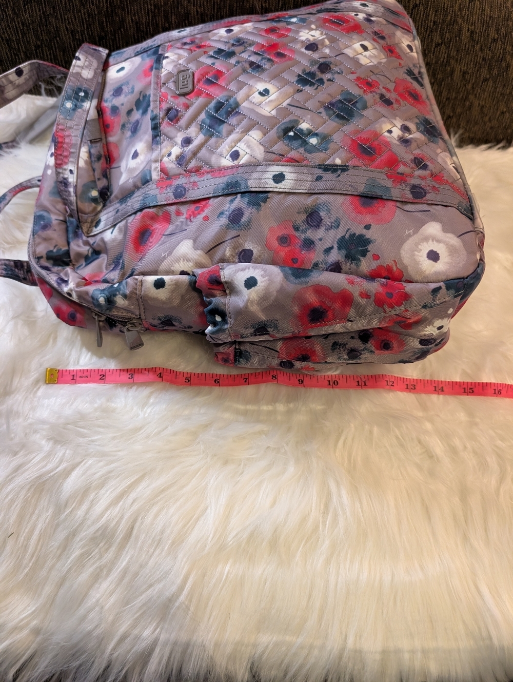 lug Sprinter Floral Tote Bag in Gray, Red & Navy - Picture 5 of 9